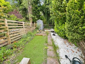 GARDEN- click for photo gallery